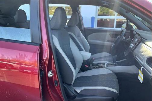 2025 Subaru Forester Base