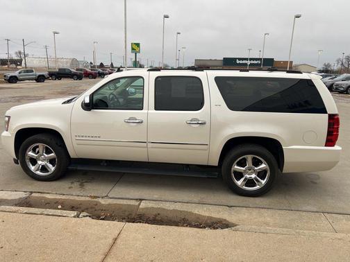 2013 Chevrolet Suburban 1500 LTZ