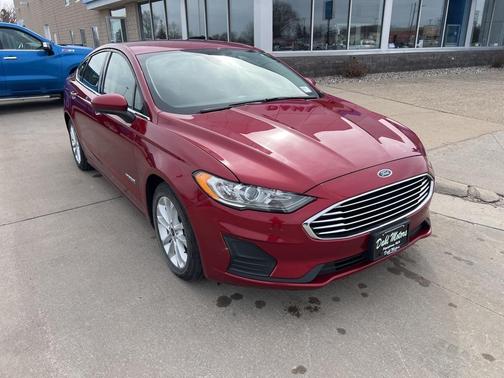 2019 Ford Fusion Hybrid SE