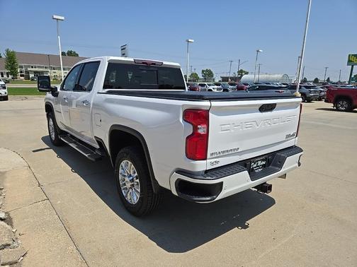 2020 Chevrolet Silverado 2500 High Country