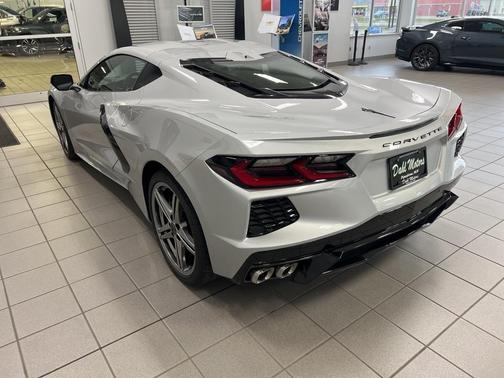2026 Chevrolet Corvette Stingray w/1LT
