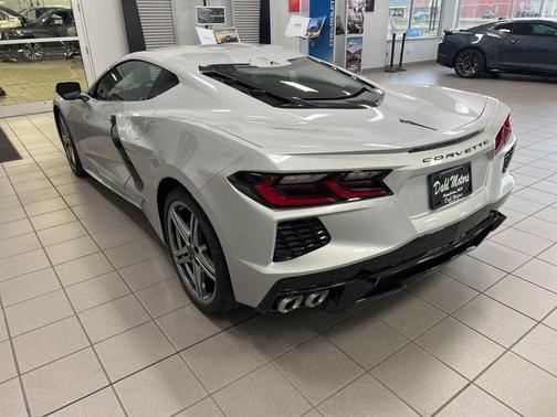 2026 Chevrolet Corvette Stingray w/1LT