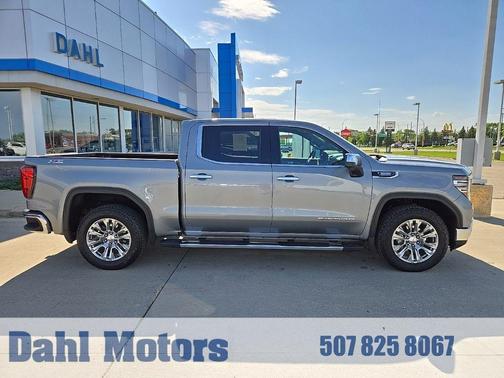 Sterling 2023 GMC Sierra 1500 SLT