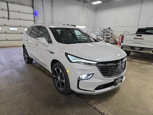 2022 Buick Enclave Premium