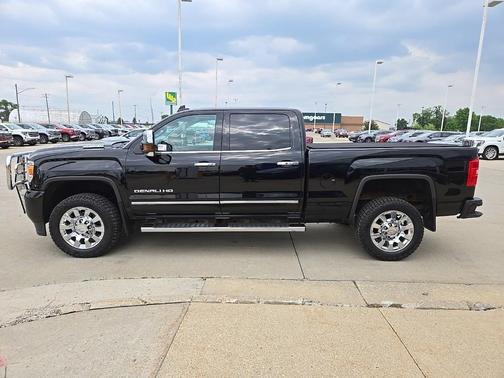 2019 GMC Sierra 2500 Denali