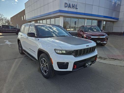 2022 Jeep Grand Cherokee Trailhawk