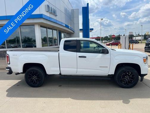 Summit White 2022 GMC Canyon Elevation Standard