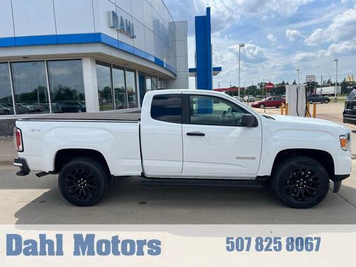 Summit White 2022 GMC Canyon Elevation Standard