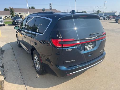 2022 Chrysler Pacifica Limited