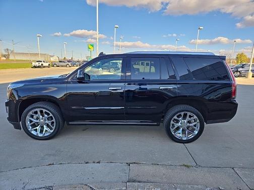 2019 Cadillac Escalade Premium Luxury