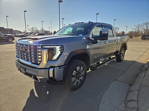 2025 GMC Sierra 2500 Denali