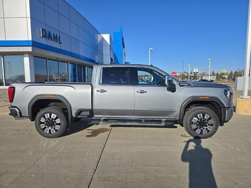 2025 GMC Sierra 2500 Denali