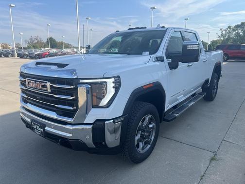 2026 GMC Sierra 3500 SLT