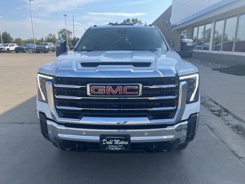 2026 GMC Sierra 3500 SLT