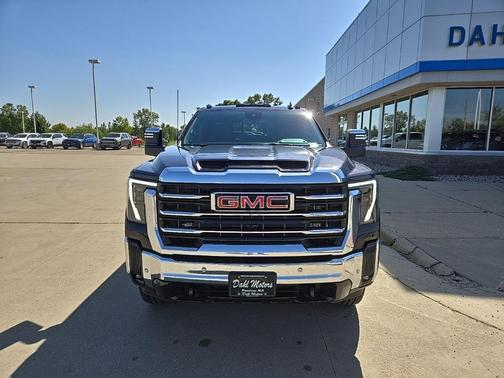 2025 GMC Sierra 3500 SLT