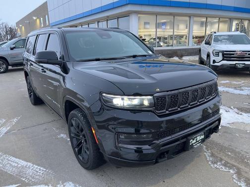 2023 Jeep Grand Wagoneer L Series III