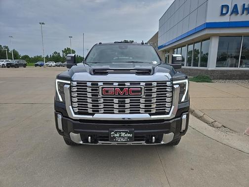 2025 GMC Sierra 3500 Denali