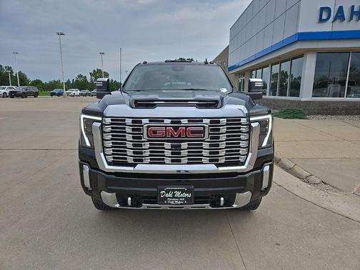 2025 GMC Sierra 3500 Denali
