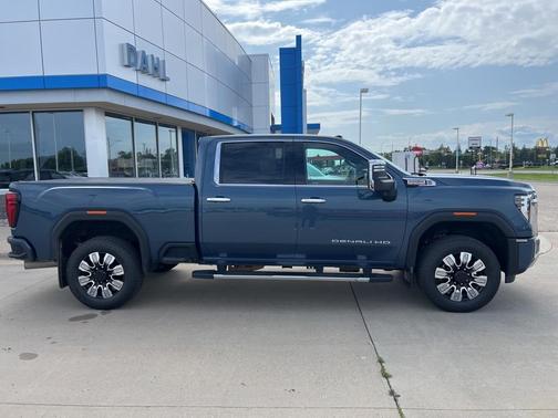 2024 GMC Sierra 3500 Denali