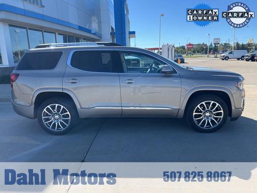2022 GMC Acadia Denali