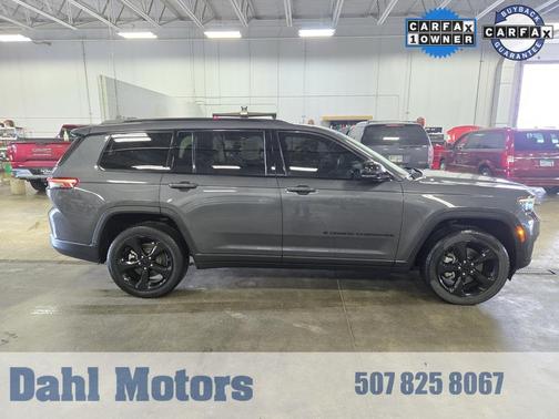 2021 Jeep Grand Cherokee L Laredo