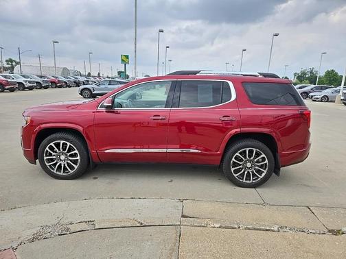 2020 GMC Acadia Denali