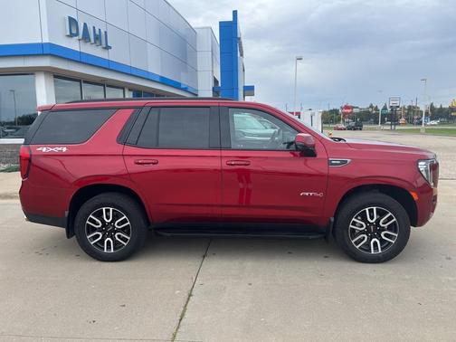 2024 GMC Yukon AT4