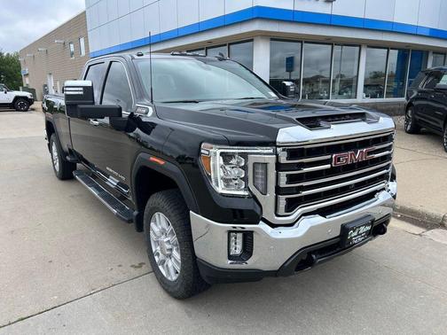 Onyx Black 2021 GMC Sierra 2500 SLT