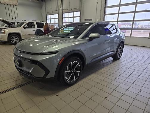 2026 Chevrolet Equinox EV LT 1