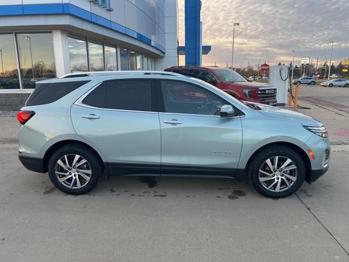 2022 Chevrolet Equinox Premier