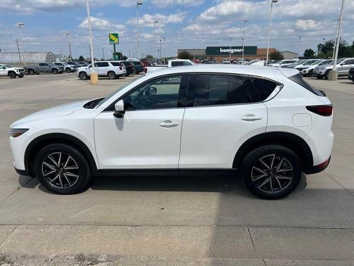 Snowflake White Pearl Metallic 2017 Mazda CX-5 Grand Select