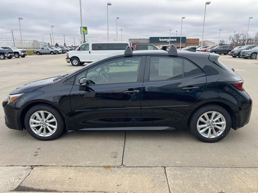 2024 Toyota Corolla Hatchback SE