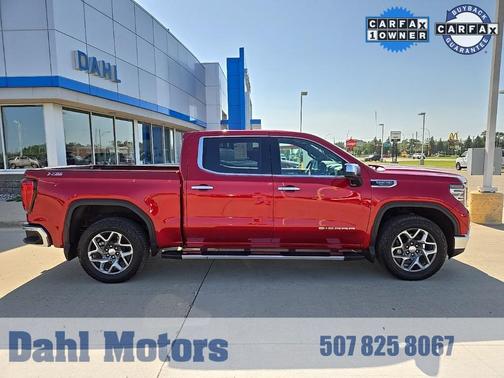 2023 GMC Sierra 1500 SLT