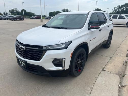 2022 Chevrolet Traverse Premier