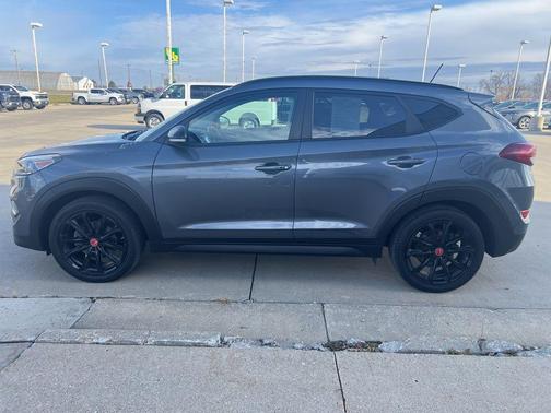 2017 Hyundai TUCSON Night
