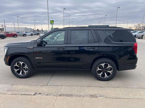 Onyx Black 2026 GMC Yukon AT4