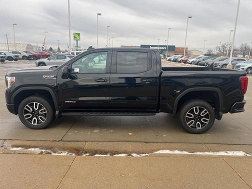 2022 GMC Sierra 1500 Limited AT4