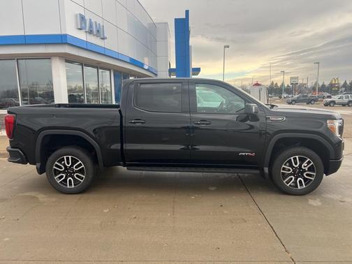 2022 GMC Sierra 1500 Limited AT4
