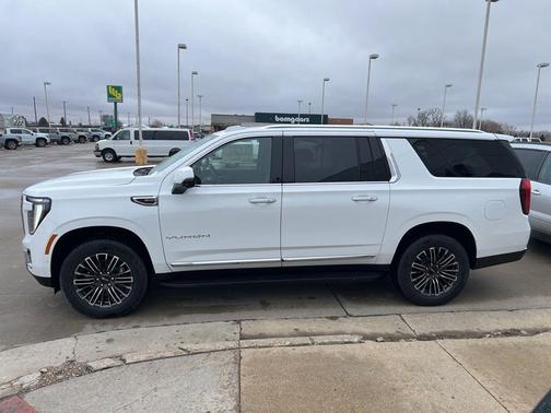 2026 GMC Yukon XL Elevation