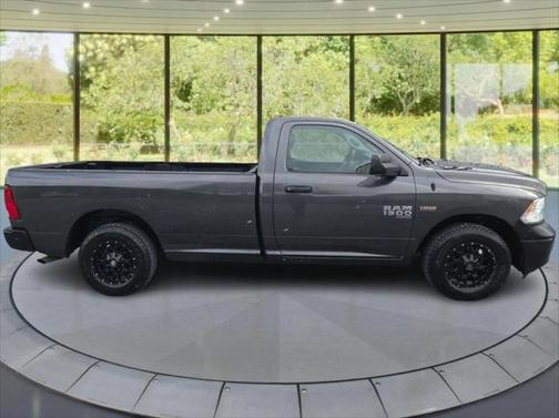 2022 RAM 1500 Classic Tradesman Regular Cab 4x2 8 Box