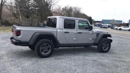 Photo 2 of 23 of 2020 Jeep Gladiator Rubicon