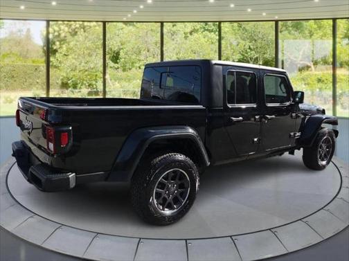 2023 Jeep Gladiator Overland 4x4