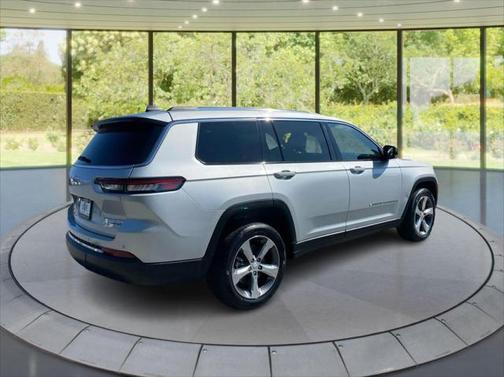 2022 Jeep Grand Cherokee L Limited 4x4