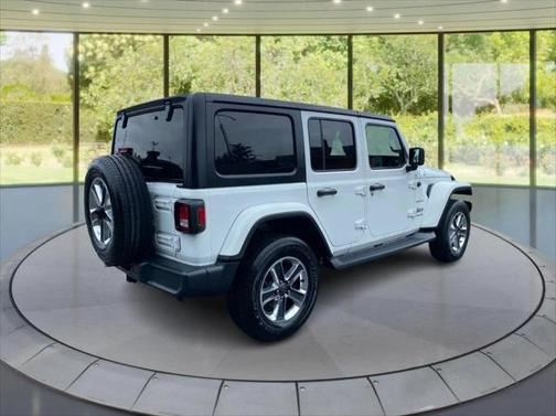 2018 Jeep Wrangler Unlimited Sahara 4x4