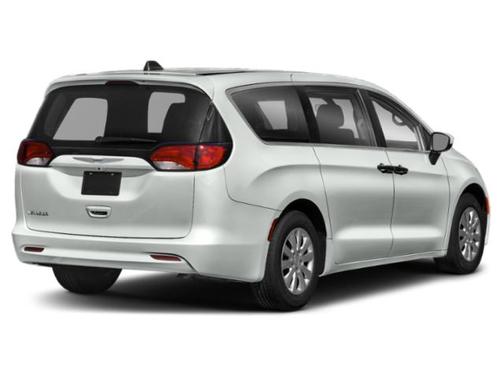 2020 Chrysler Voyager L