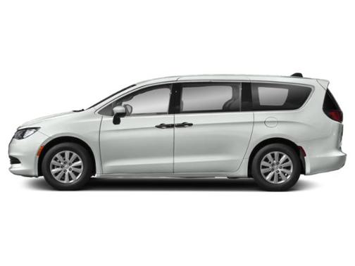 2020 Chrysler Voyager L