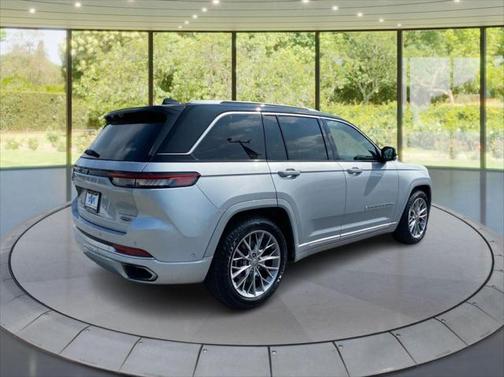 2022 Jeep Grand Cherokee 4xe Summit 4x4