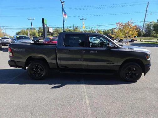 2025 RAM 1500 Big Horn Crew Cab 4x4 64' Box