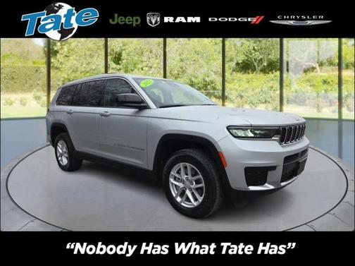 2023 Jeep Grand Cherokee L Laredo 4x4