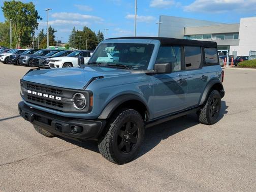 2023 Ford Bronco Black Diamond
